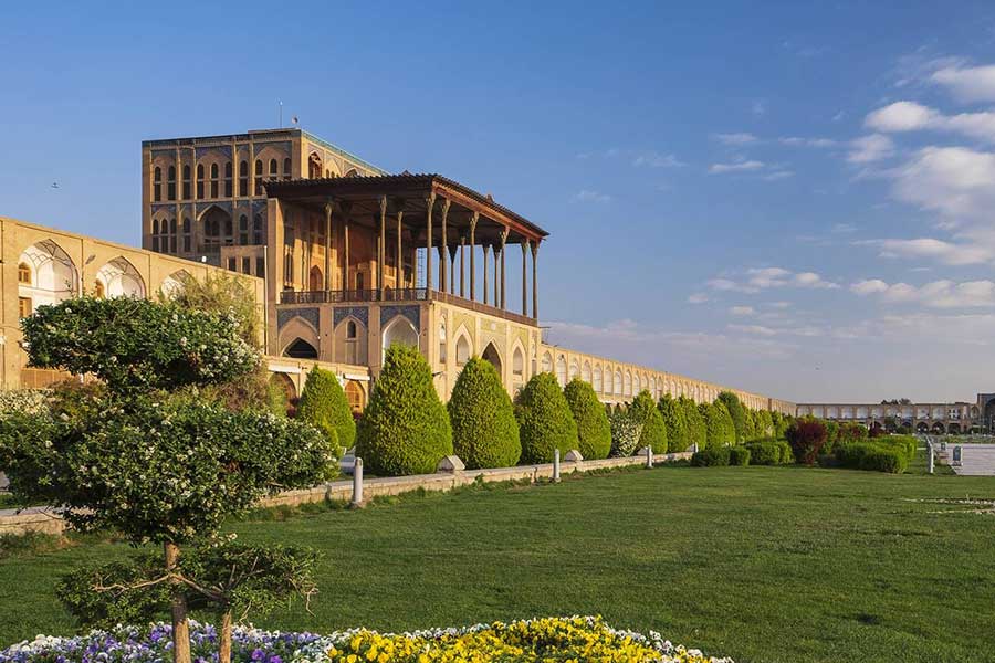 Isfahan-Banner
