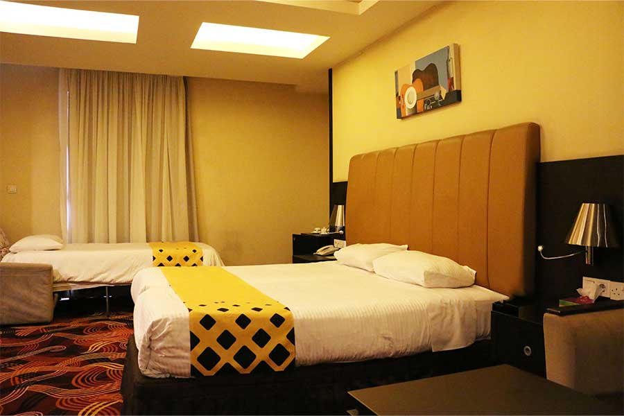 Hotel-Royal-Shiraz-2-bedroom-suite