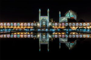 Naqsh-e-Jahan-Square-2